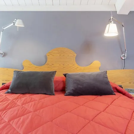 ベッド・アンド・ブレックファスト Malagigi