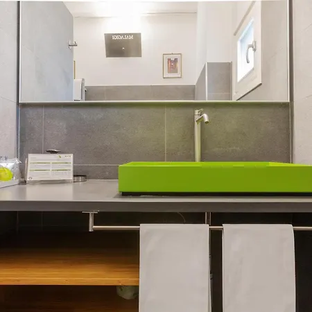 Malagigi Bed and breakfast 4*